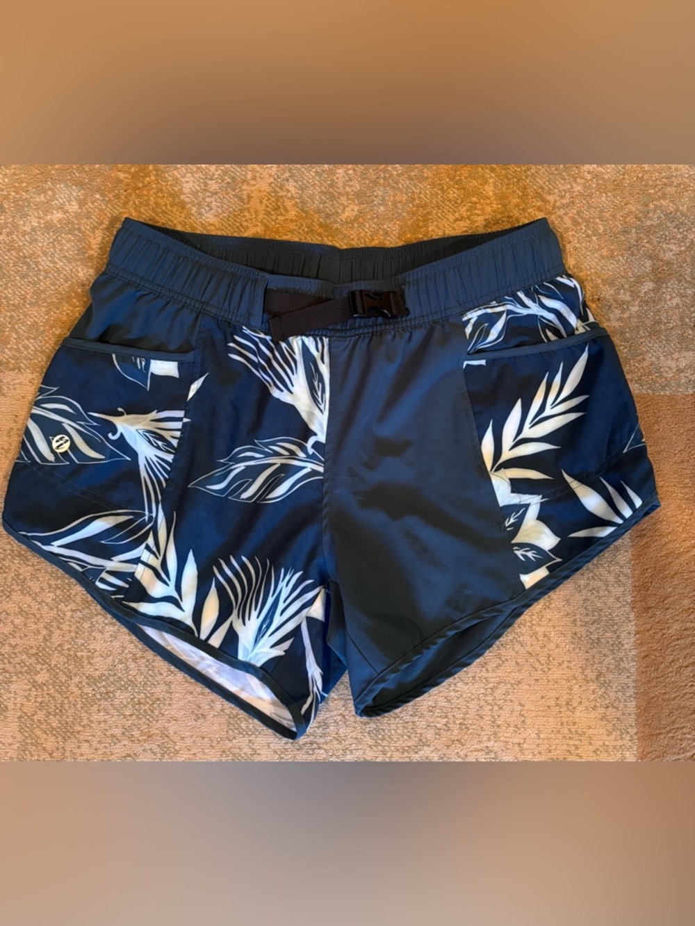 Nani Active Athletic Shorts Women’s Medium Belted Trail Hiking Tropical